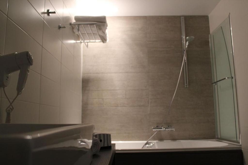 Hotel Astel 데한 외부 사진
